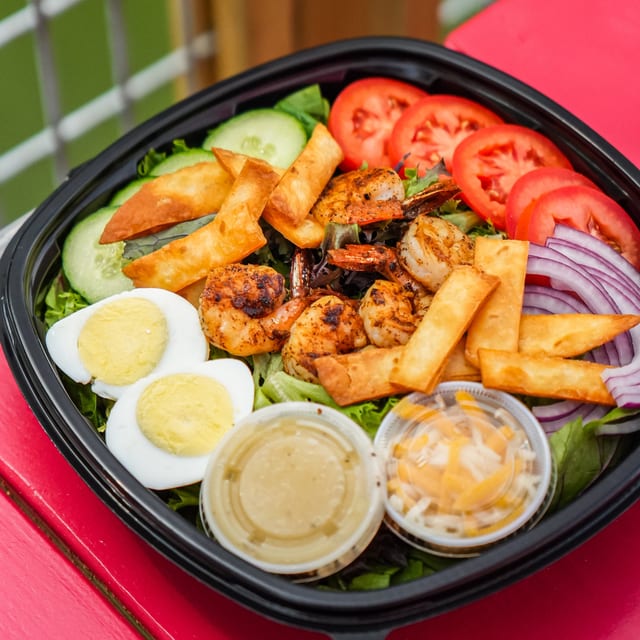 Te'Jun Big Salad.